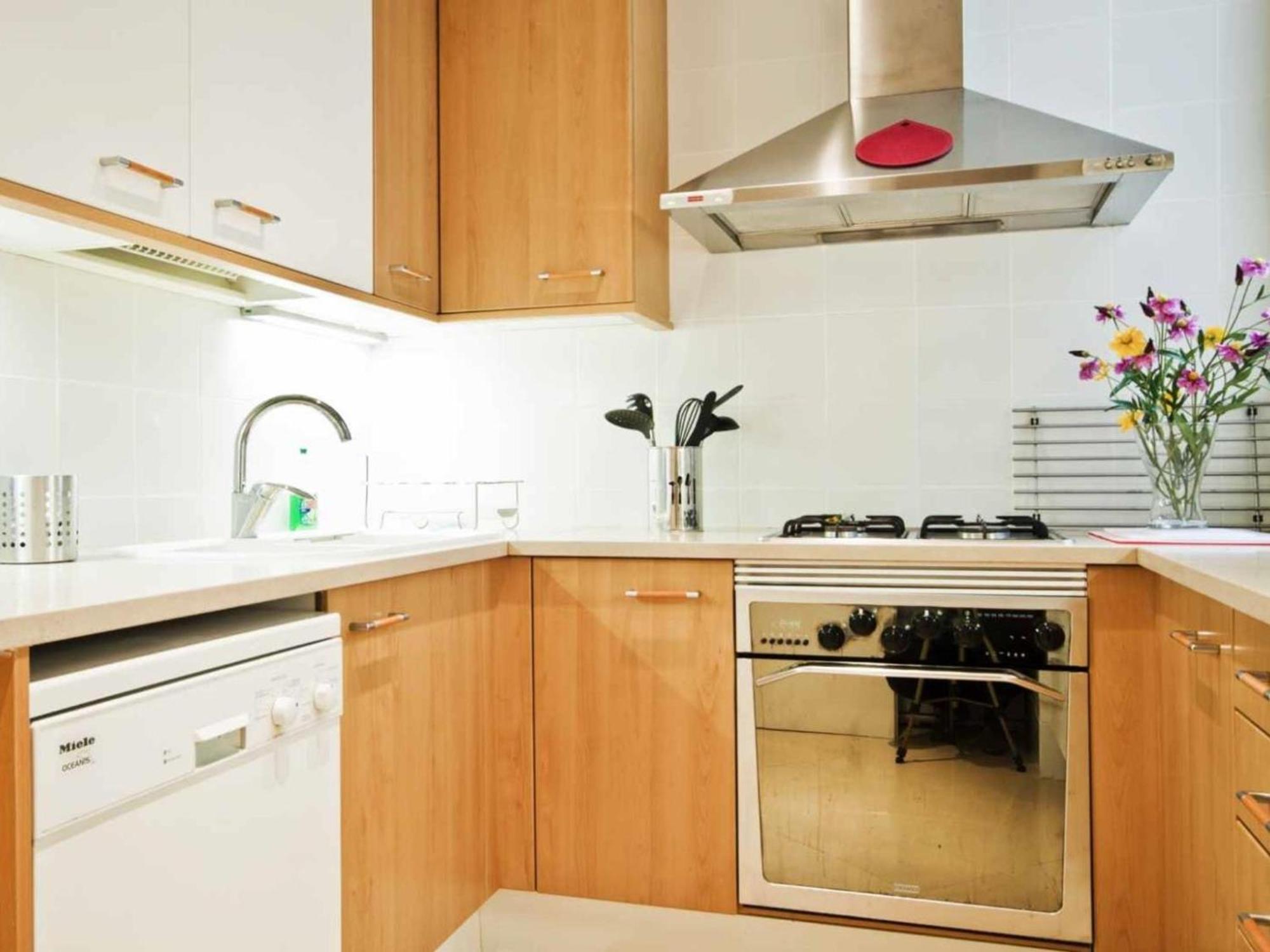 Apartamento Con 2 Dormitorios, Elegante Y Centrico En Rambla Catalunya - Es-341-2 *