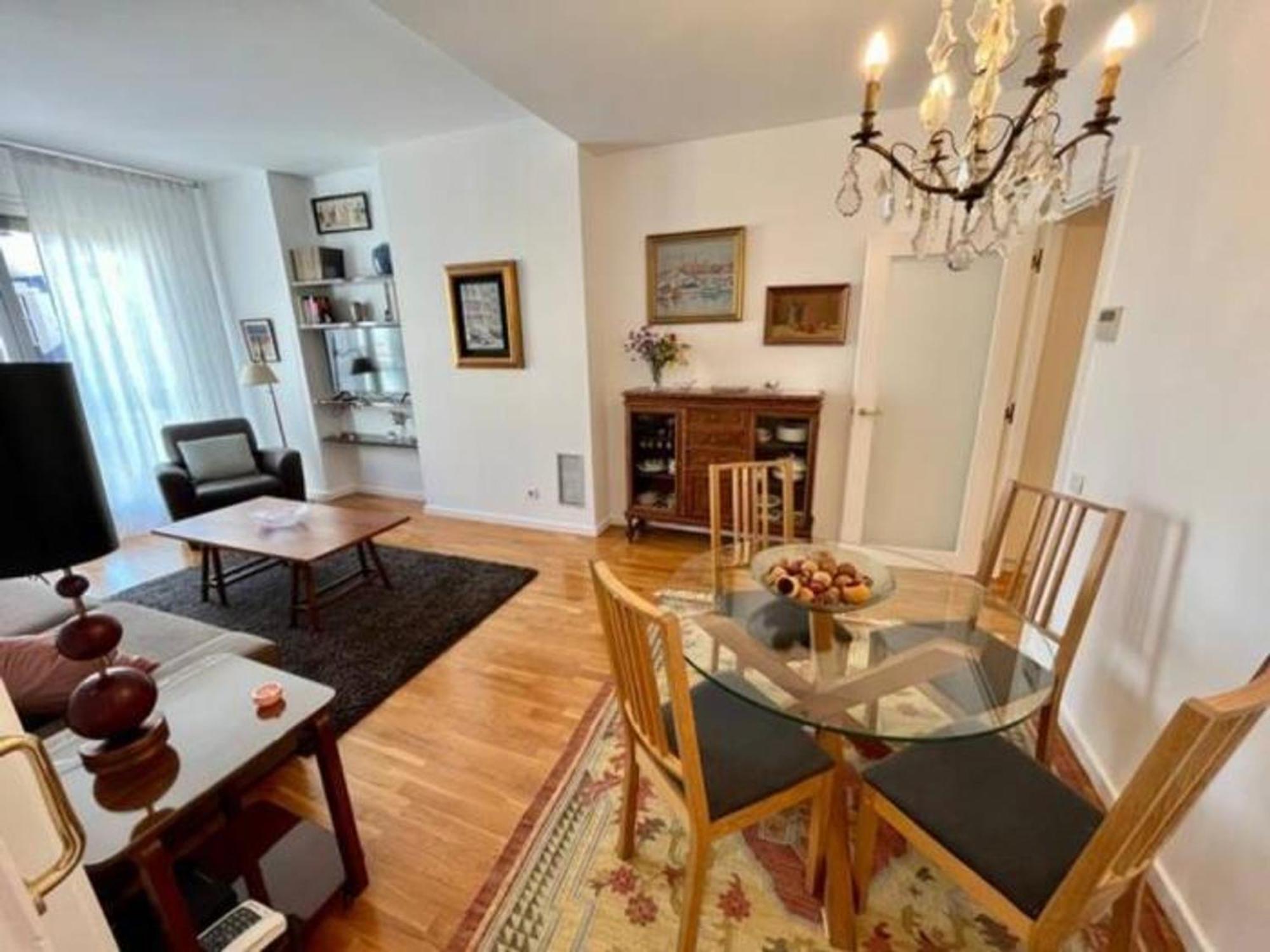 Con 2 Dormitorios, Elegante Y Centrico En Rambla Catalunya - Es-341-2 Apartamento Barcelona